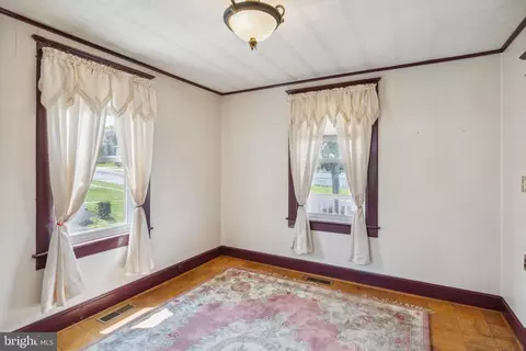 5219 Catalpha Rd, Baltimore, MD 21214 photo 5