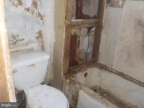 41 Talbott St, Brooklyn, MD 21225 photo 34