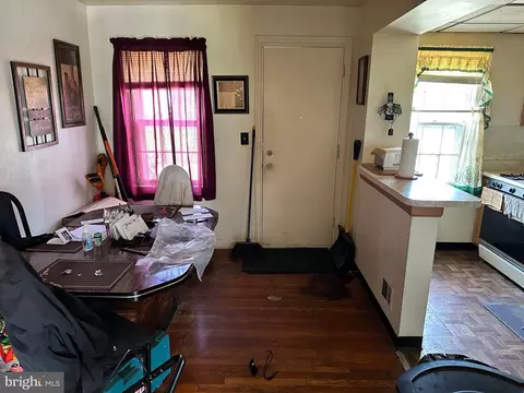 1076 Cameron Rd, Baltimore, MD 21212 photo 4