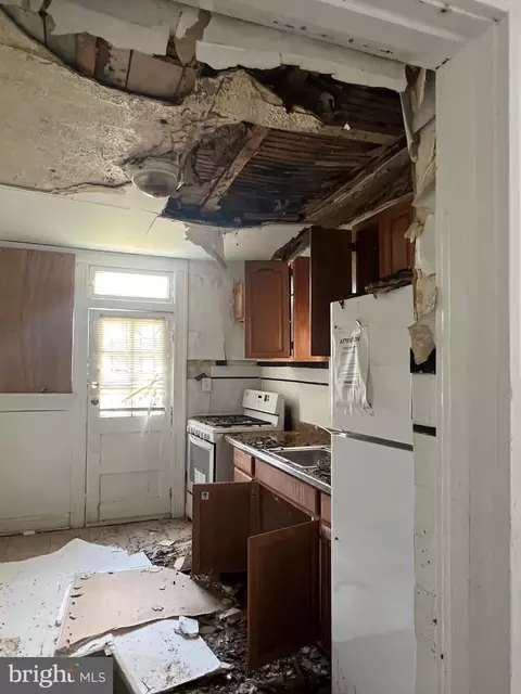 2709 Pelham Ave, Baltimore, MD 21213 photo 2