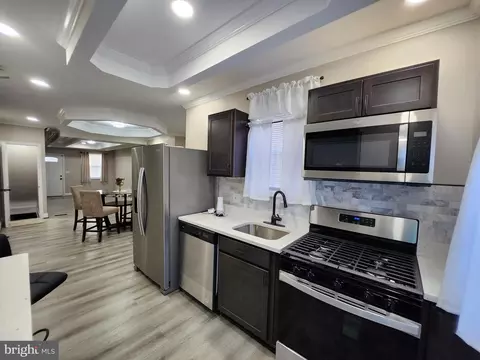 3713 Colborne Rd, Baltimore, MD 21229 photo 12