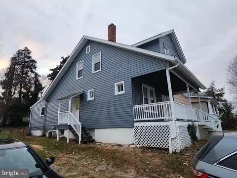 4011 Ridgecroft Rd, Baltimore, MD 21206 photo 4