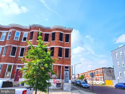 1925 W North Ave, Baltimore, MD 21217