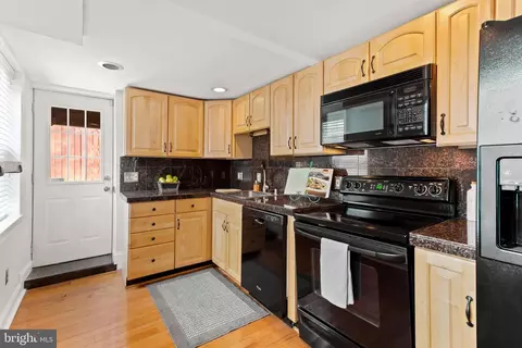 2336 Fleet St, Baltimore, MD 21224 photo 10
