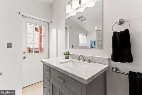 2336 Fleet St, Baltimore, MD 21224 photo 21