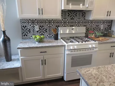2808 Baker St, Baltimore, MD 21216 photo 50