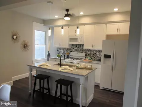 2808 Baker St, Baltimore, MD 21216