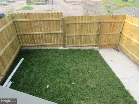 2808 Baker St, Baltimore, MD 21216 photo 20