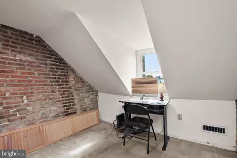 606 S Chapel St, Baltimore, MD 21231 photo 21