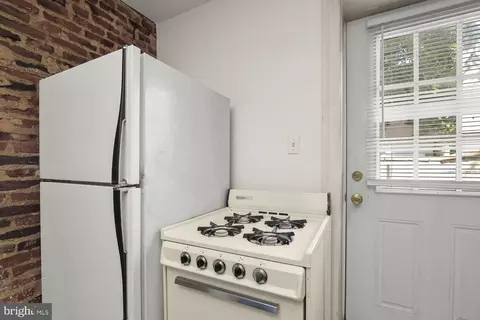 606 S Chapel St, Baltimore, MD 21231 photo 14