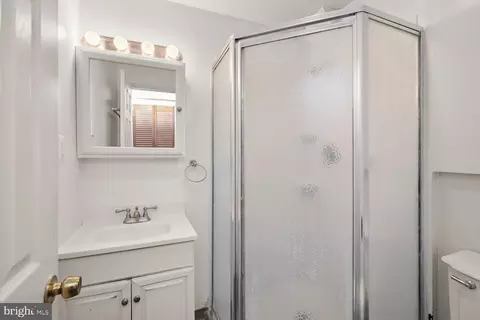 606 S Chapel St, Baltimore, MD 21231 photo 19