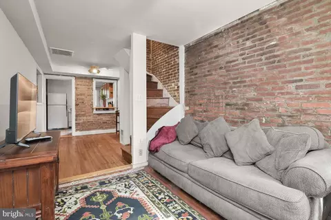 606 S Chapel St, Baltimore, MD 21231 photo 6