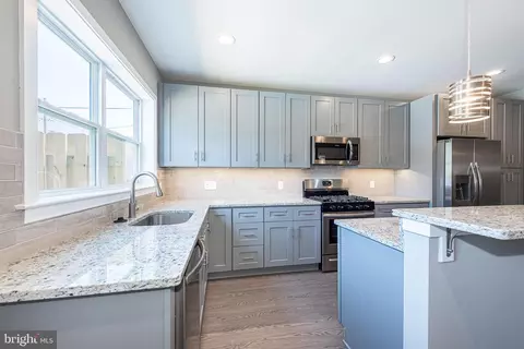 817 Harlem Ave, Baltimore, MD 21201 photo 11