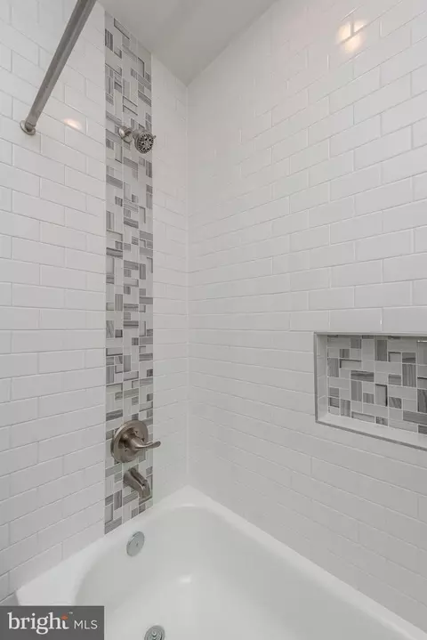 817 Harlem Ave, Baltimore, MD 21201 photo 14