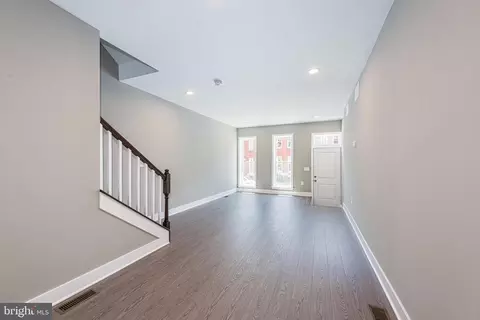 817 Harlem Ave, Baltimore, MD 21201 photo 5