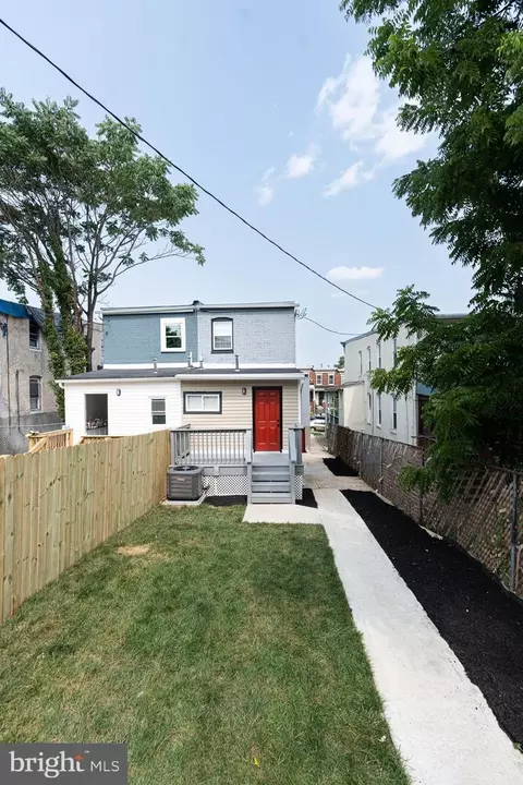 154 Collins Ave, Baltimore, MD 21229 photo 37
