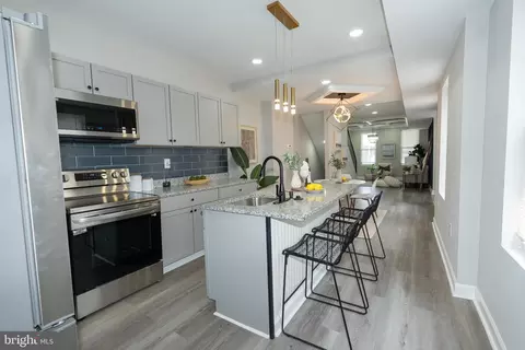 154 Collins Ave, Baltimore, MD 21229