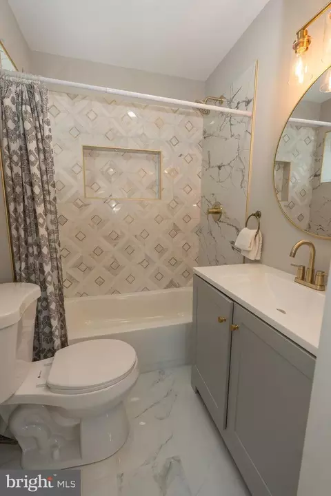 154 Collins Ave, Baltimore, MD 21229 photo 28