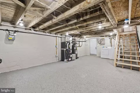 2613 E Chase St, Baltimore, MD 21213 photo 30