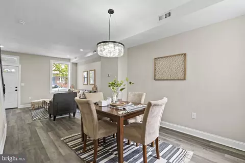 2613 E Chase St, Baltimore, MD 21213 photo 8