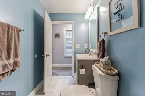 2412 E Fairmount Ave, Baltimore, MD 21224 photo 14