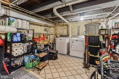 2412 E Fairmount Ave, Baltimore, MD 21224 photo 11