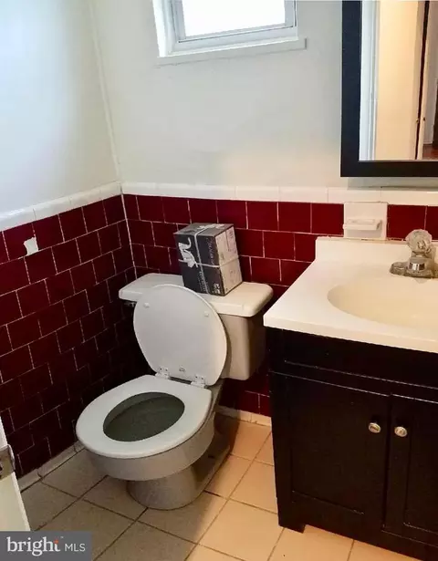 4228 Bonner Rd, Baltimore, MD 21216 photo 4