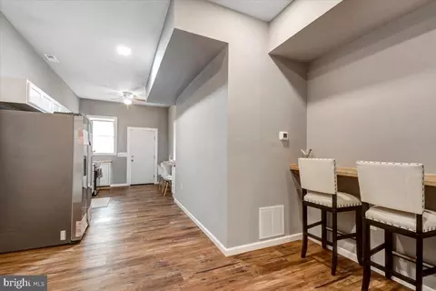 1426 E Lanvale St, Baltimore, MD 21213 photo 9