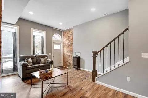 1426 E Lanvale St, Baltimore, MD 21213 photo 6