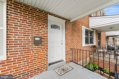 214 Denison St, Baltimore, MD 21229 photo 4