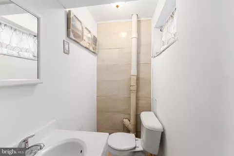214 Denison St, Baltimore, MD 21229 photo 24