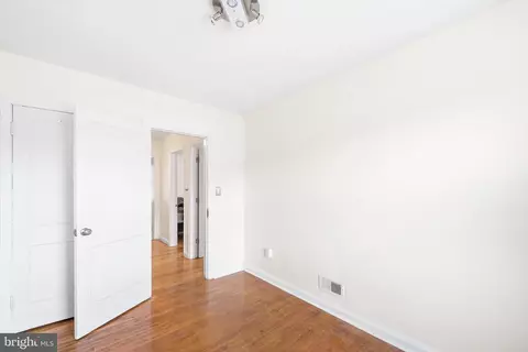 214 Denison St, Baltimore, MD 21229 photo 15
