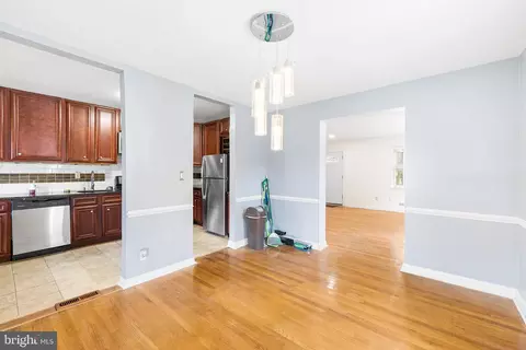 214 Denison St, Baltimore, MD 21229 photo 11
