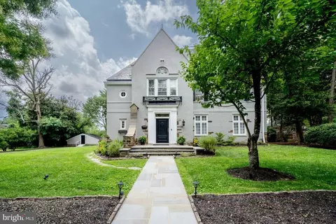 4102 Underwood Rd, Baltimore, MD 21218