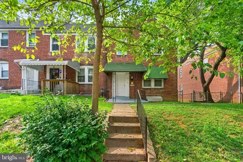 112 Denison St, Baltimore, MD 21229