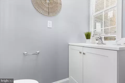 1508 N Luzerne Ave, Baltimore, MD 21213 photo 13