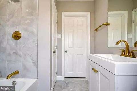 3922 Bareva Rd, Baltimore, MD 21215 photo 16