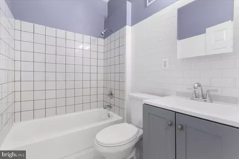 2407 E Oliver St, Baltimore, MD 21213 photo 17