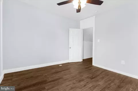 2407 E Oliver St, Baltimore, MD 21213 photo 13