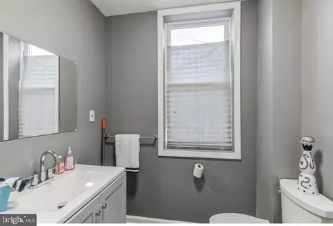 219 Allendale St, Baltimore, MD 21229 photo 8