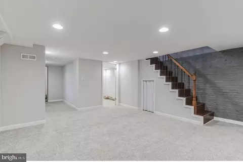 219 Allendale St, Baltimore, MD 21229 photo 11