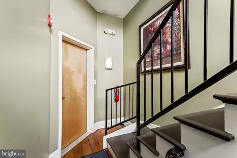 18 E Madison St #11, Baltimore, MD 21202 photo 5