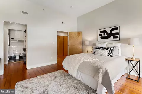 18 E Madison St #11, Baltimore, MD 21202 photo 24