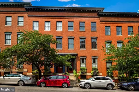 18 E Madison St #11, Baltimore, MD 21202 photo 2