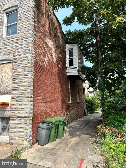 1101 Mckean Ave, Baltimore, MD 21217 photo 2
