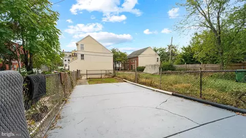 333 E 22nd St, Baltimore, MD 21218 photo 48
