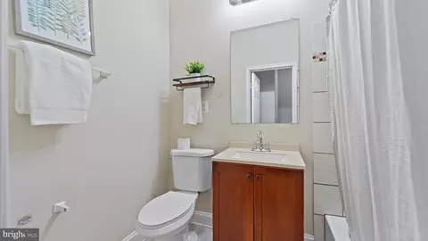 333 E 22nd St, Baltimore, MD 21218 photo 41