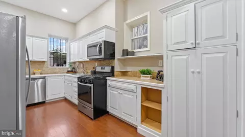 333 E 22nd St, Baltimore, MD 21218 photo 15