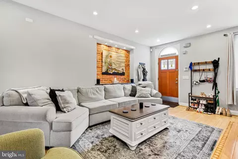 1905 E Pratt St, Baltimore, MD 21231 photo 4