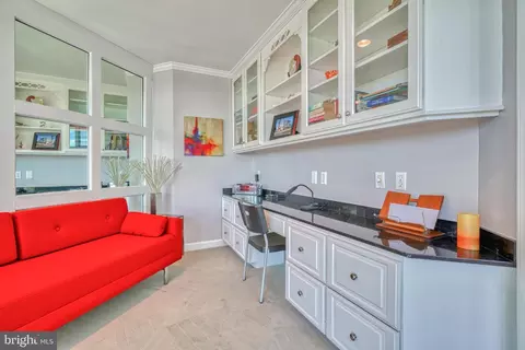 100 Harborview Dr #412, Baltimore, MD 21230 photo 17